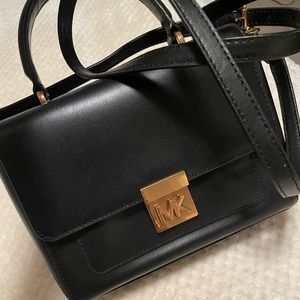 Michael Kors Outlet Bag
